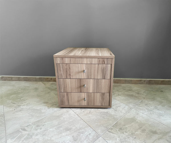 Groot meubel BeetleVault One XL van Beetle Wood® met verborgen vak en drie lades, een gewoon ogend woonkamermeubel