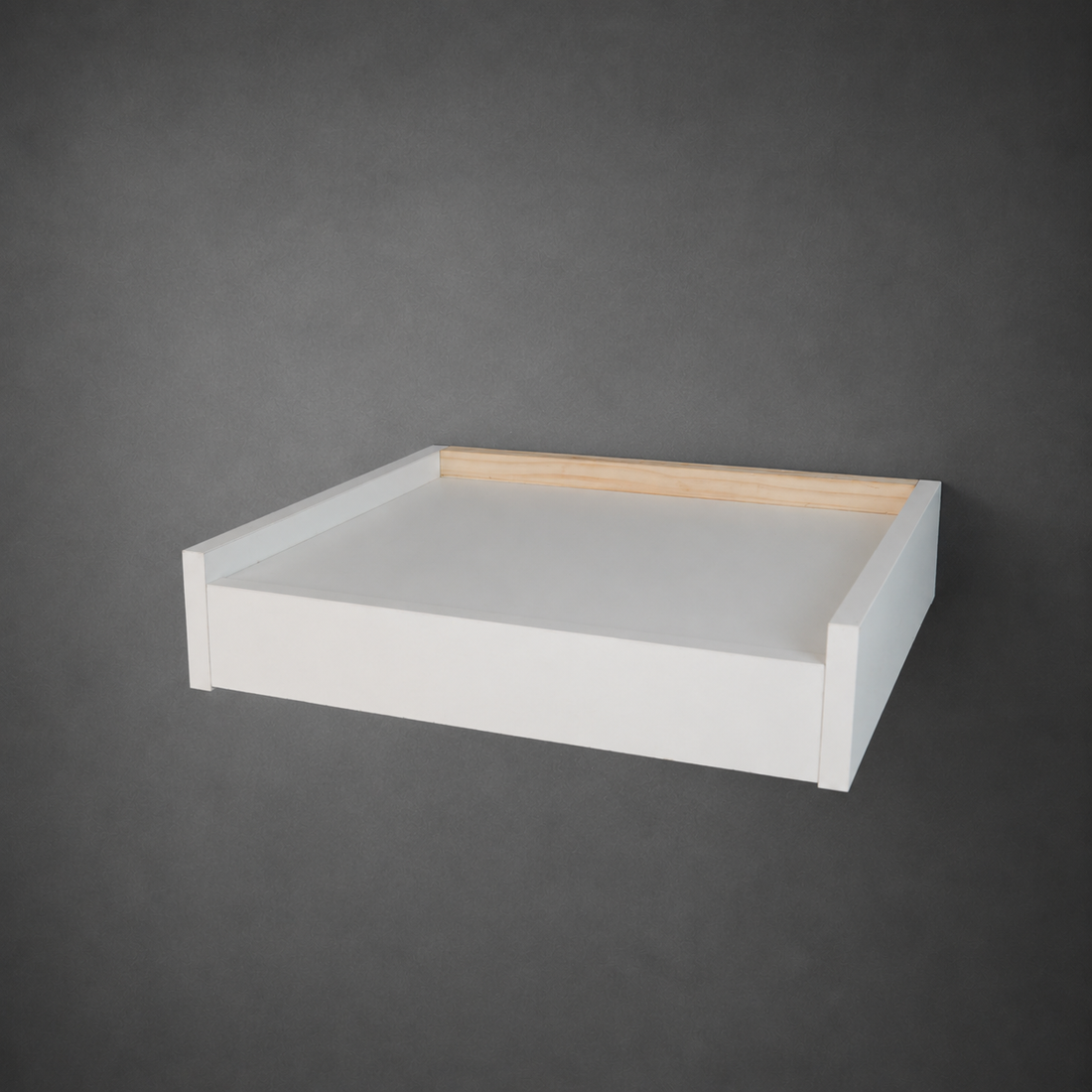 Prateleira flutuante com compartimento secreto — Beetle Wood