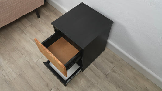 Serratura NFC su mobile con vano segreto — Beetle Wood