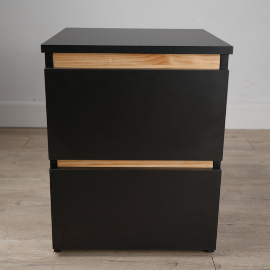 Mueble con compartimento secreto negro y roble — Beetle Wood