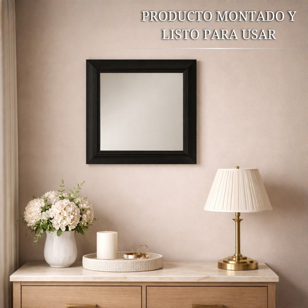 BeetleLux Negro — montado en pared